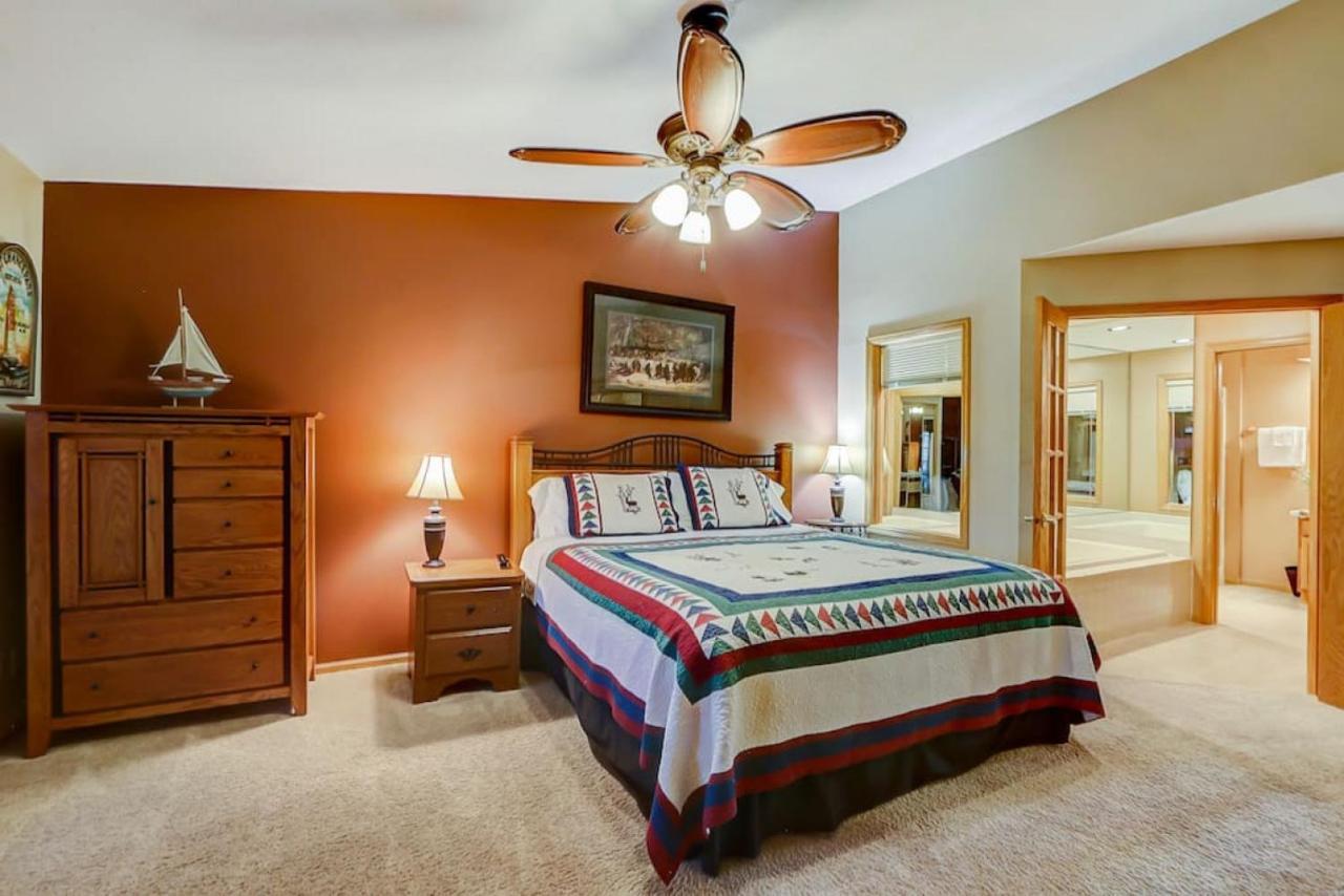 Brown Family Condo For Families Golf Trips And Girls Getaways ويسكونسن الوديان المظهر الخارجي الصورة